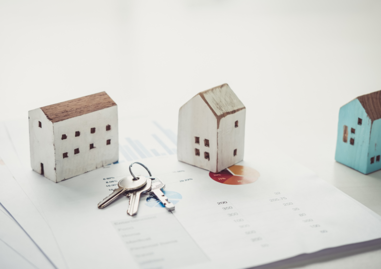 Papeles de compra de una casa en Can Rull